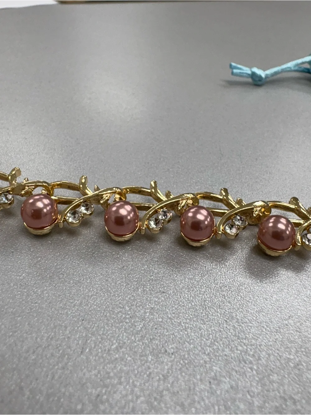 Vintage Gold Tone Leaf Vine Link Bracelet Pink Faux Pearl Rhinestone Adjustable
